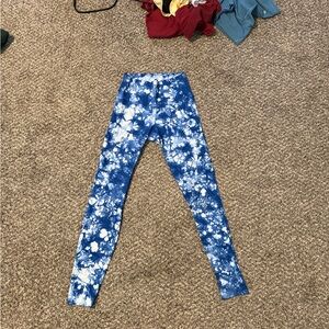 Lululemon Athletica Blue Tie-Dye Leggings